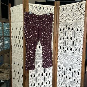 Torrid Outlander Collection Drsgonfly Capri pants